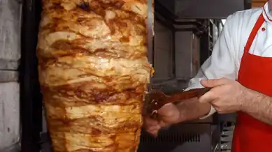 Tavuk Döner Zehirlenmesi: 47 Kişi Hastanede!