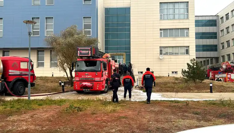 Kampüs Yangını: Öğrenciler Güvende