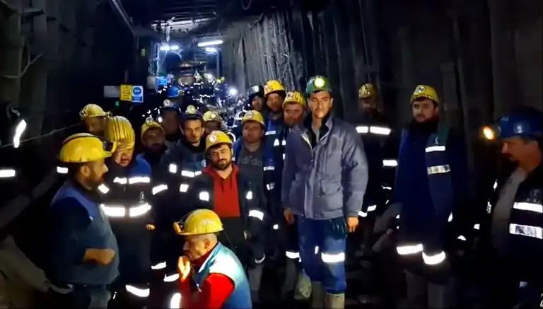 Özelleştirme Kararıyla İşçiler Sokakta!